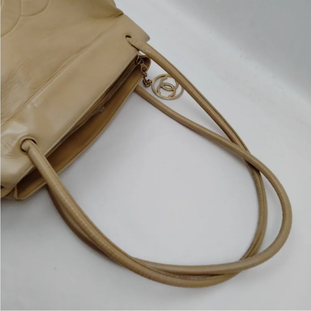 Chanel Beige Leather Shoulder Bag